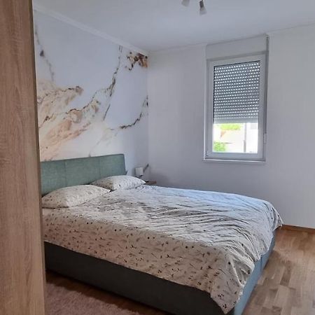 Apartman Visnja Subotica Luaran gambar