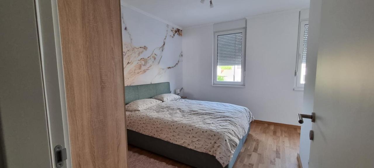 Apartman Visnja Subotica Luaran gambar